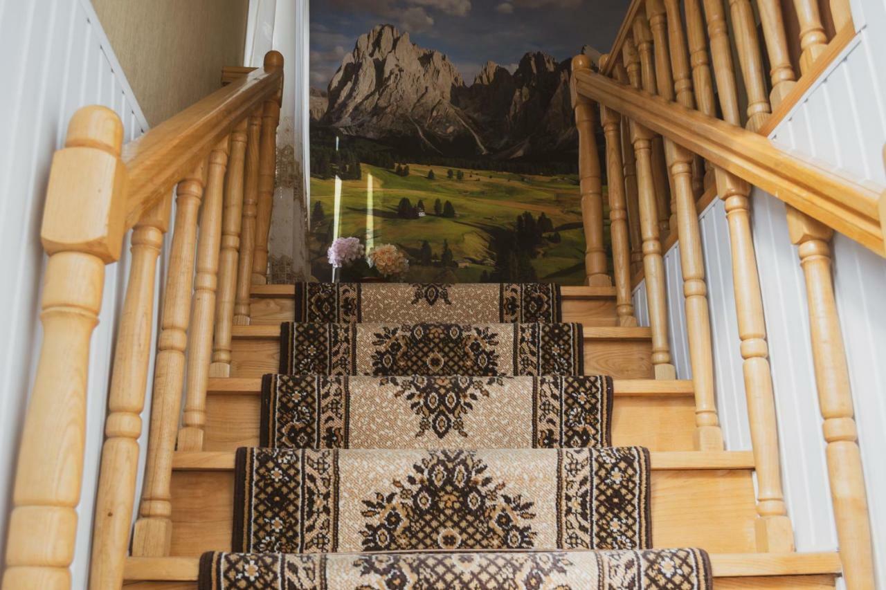 Guest House Kavtarashvili 38 Kazbegi Extérieur photo